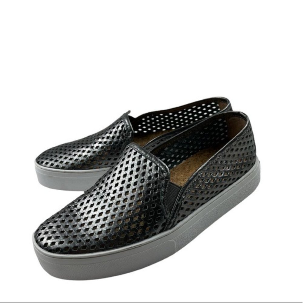Jibs Slim Fashion Sneaker Flat Silver Size 6